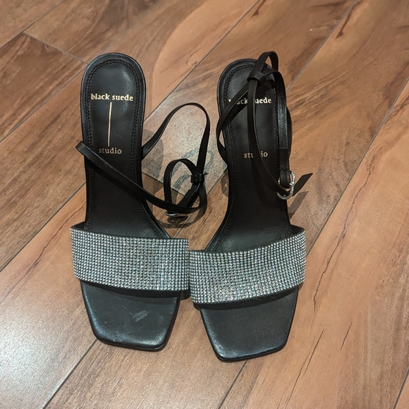 Various size 6 shoes - Picture 3 of 11